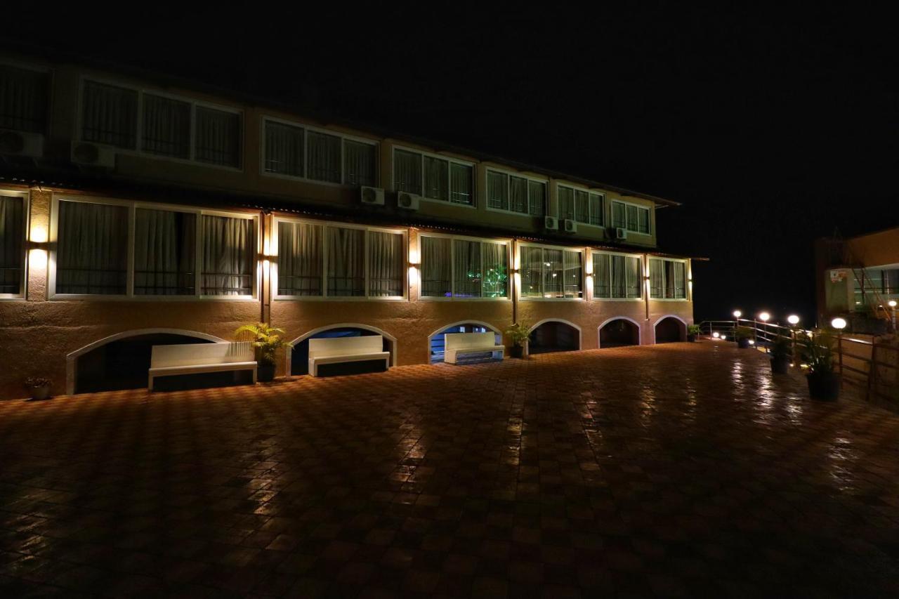 The Grand Legacy Resort & Spa - Tgl - Pure Vegetarian Mahabaleshwar Bagian luar foto